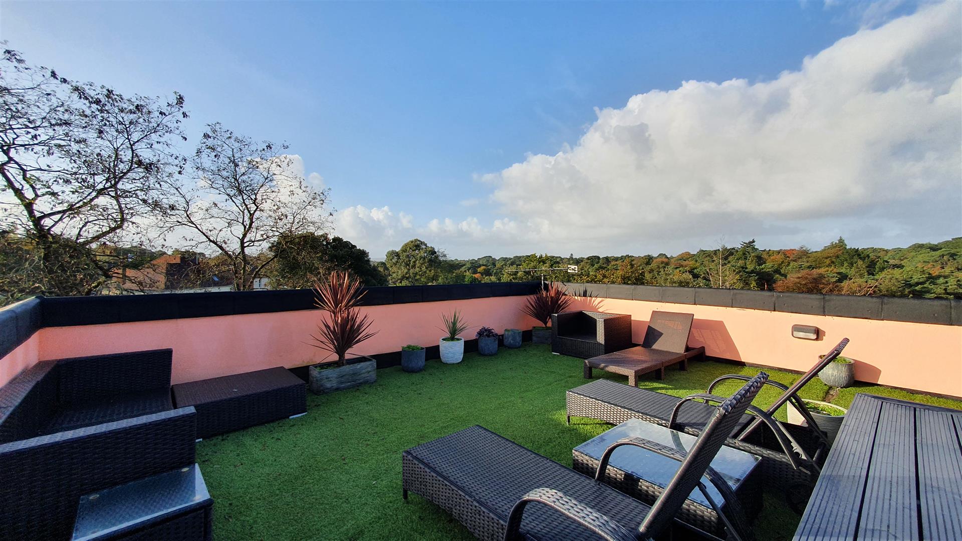 Forest Road, Poole Saxe Coburg